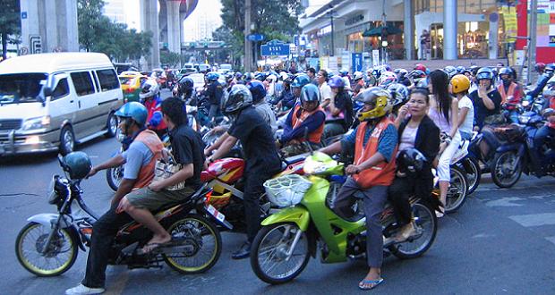Scooters à Bangkok