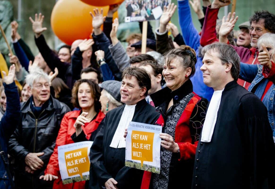 Un tribunal néerlandais prend une décision révolutionnaire pour rendre son pays responsable de l’inaction face au changement climatique