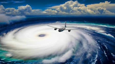 Ouragan Melissa : des images inédites révèlent le combat des scientifiques au cœur de la tempête Illustration de la mission des scientifiques de la NOAA au cœur de l'ouragan Melissa.