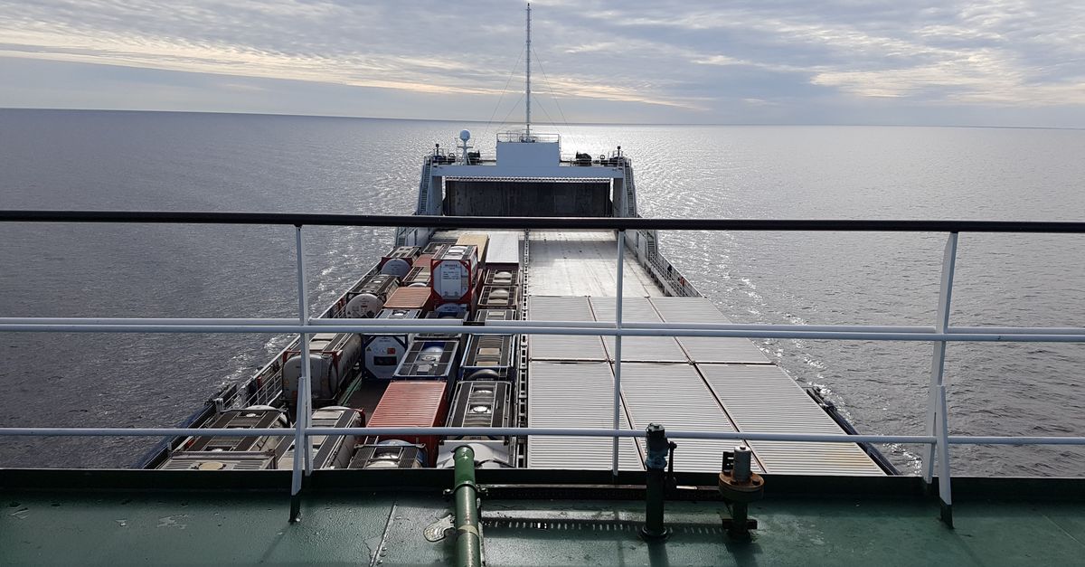 NORME – Un label « Port propre » cargo ship maritime transport