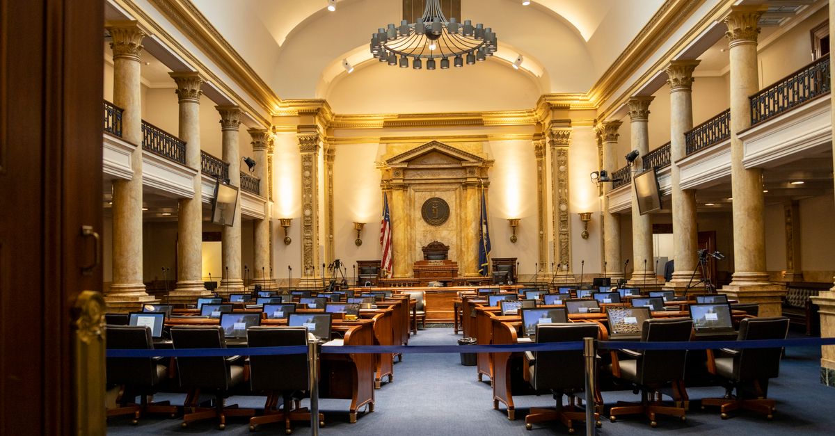 GUIGNOLS – Borloo « touché » mais pas coulé environmental policy government conference