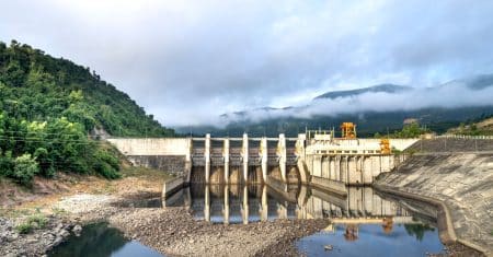 hydroelectric dam renewable energy