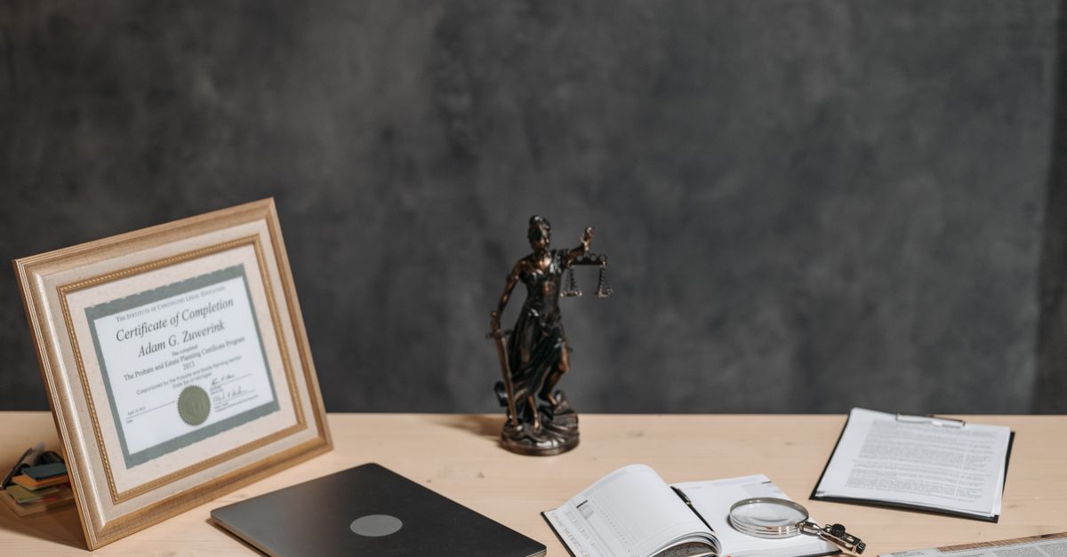 Pas d’antenne relais � Notre-Dame-d’Allen�on law justice legal documents