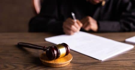 Affaire de corruption présumée autour du désamiantage du Clémenceau law justice legal documents