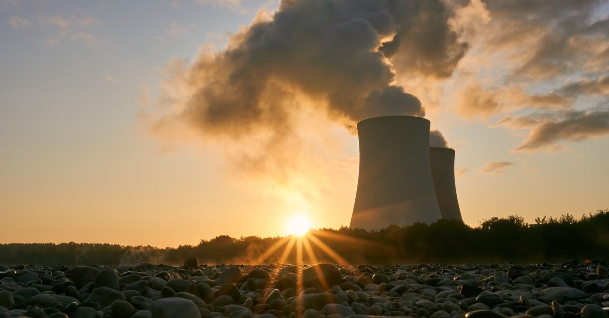 Nucléaire : la sureté passe par le dialogue et la transparence nuclear power plant