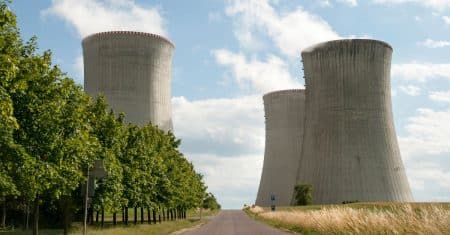 Nucléaire : le Japon en proie au doute nuclear power plant