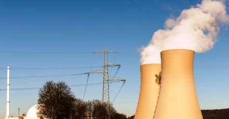 Le séisme japonais secoue Tepco nuclear power plant
