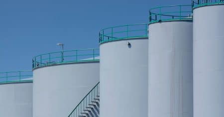 oil refinery petroleum industry
