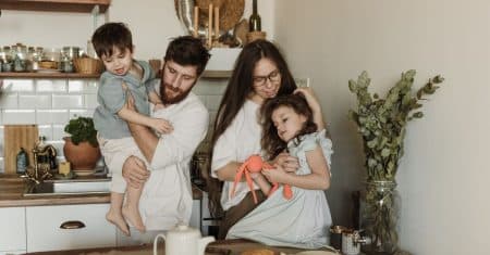 ERAMET – La famille Duval cèderait sa participation parents children family home