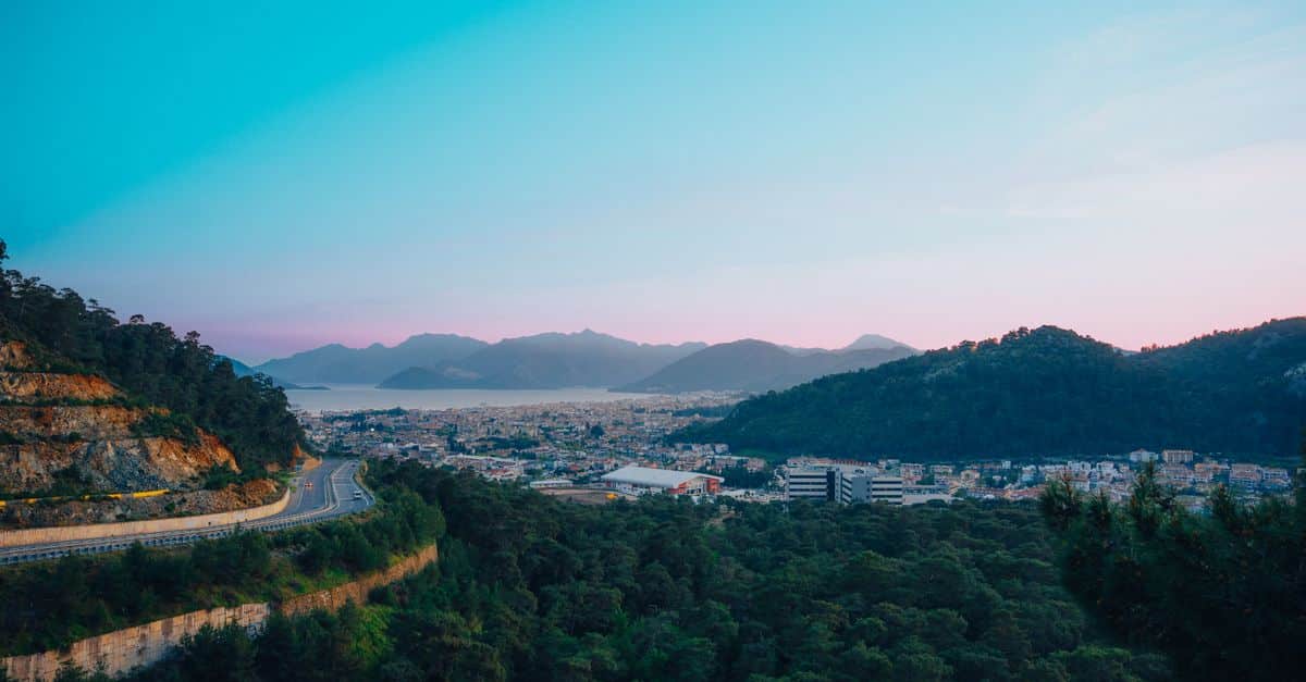 Pas de vacances pour la pollution travel destination landscape
