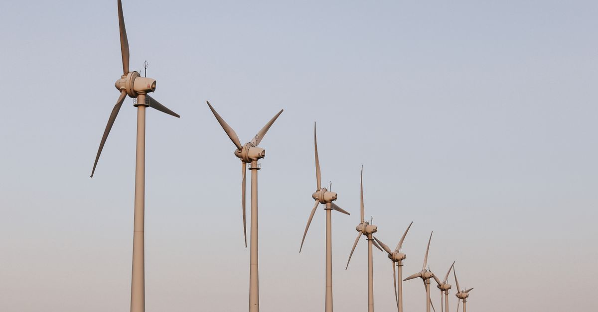 EOLIEN – La Compagnie du Vent va construire 7 parcs en Picardie wind turbines renewable energy